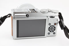 Fujifilm X-A2 + 16-50mm f3.5-5.6 (#4387)