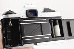 Pentax MG + 50mm f2 (#4450)