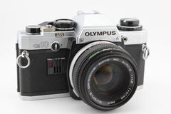 Olympus OM-10 + 50mm f1.8 (#4453)