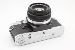 Olympus OM-10 + 50mm f1.8 (#4453)