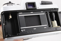 Minolta X-300 + 50mm f2 (#4456)