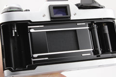 Canon AE-1 Program + 50mm f1.8 (#4457)