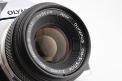 Olympus OM-2n + 50mm f1.8 (#4574)