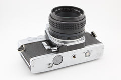 Minolta SRT101b + 50mm f1.7 (#4616)