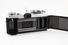 Olympus OM-1 + 50mm f1.8 (#3651)