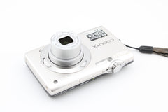 Nikon Coolpix S3000 (#3882)