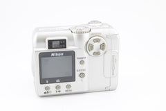 Nikon Coolpix 775 (#3908)