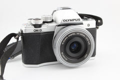 Olympus OM-D E-M10 Mark II + 14-42mm Lens (#3991)
