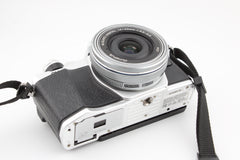 Olympus OM-D E-M10 Mark II + 14-42mm Lens (#3991)