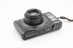 Nikon Coolpix S8000 (#4027)