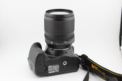 Nikon D3300 + 18-105mm f3.5-5.6 (#4068)