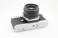 Pentax KM + 55mm f1.8 (#4236)