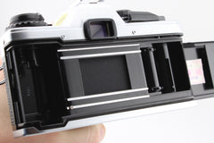 Olympus OM-10 + 50mm f1.8 (#4339)