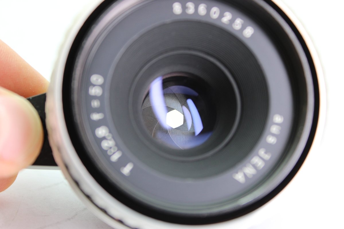 aus Jena 50mm f2.8 Exakta (#3597) - aus Jena