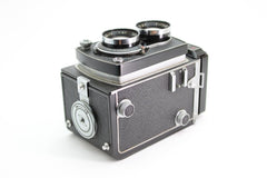 Beauty III TLR 7.5cm f3.1 (#3374) - Beauty