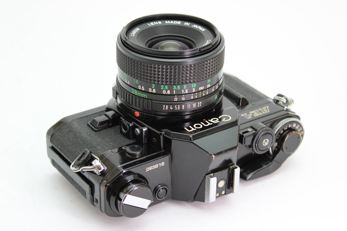 Canon AE - 1 + 28mm f2.8 (#3061) - Canon