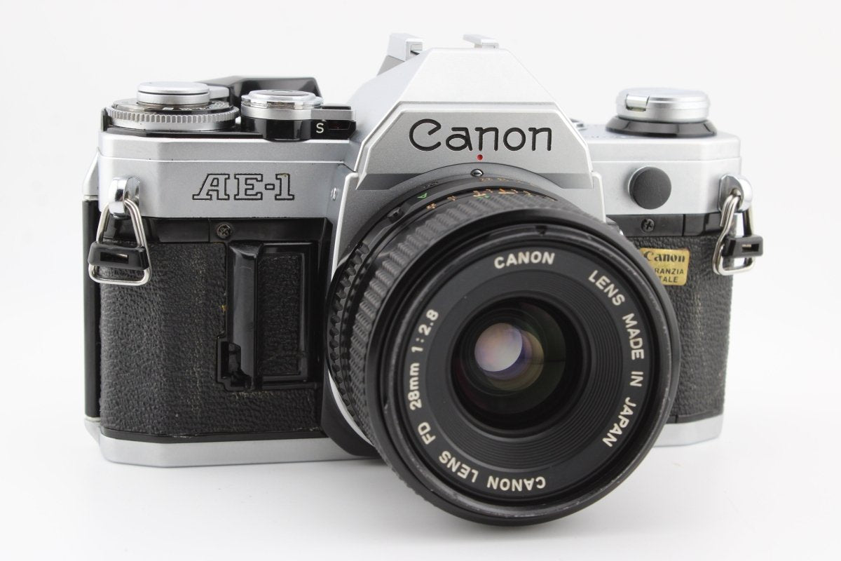 Canon AE - 1 + 28mm f2.8 (4464) - Canon