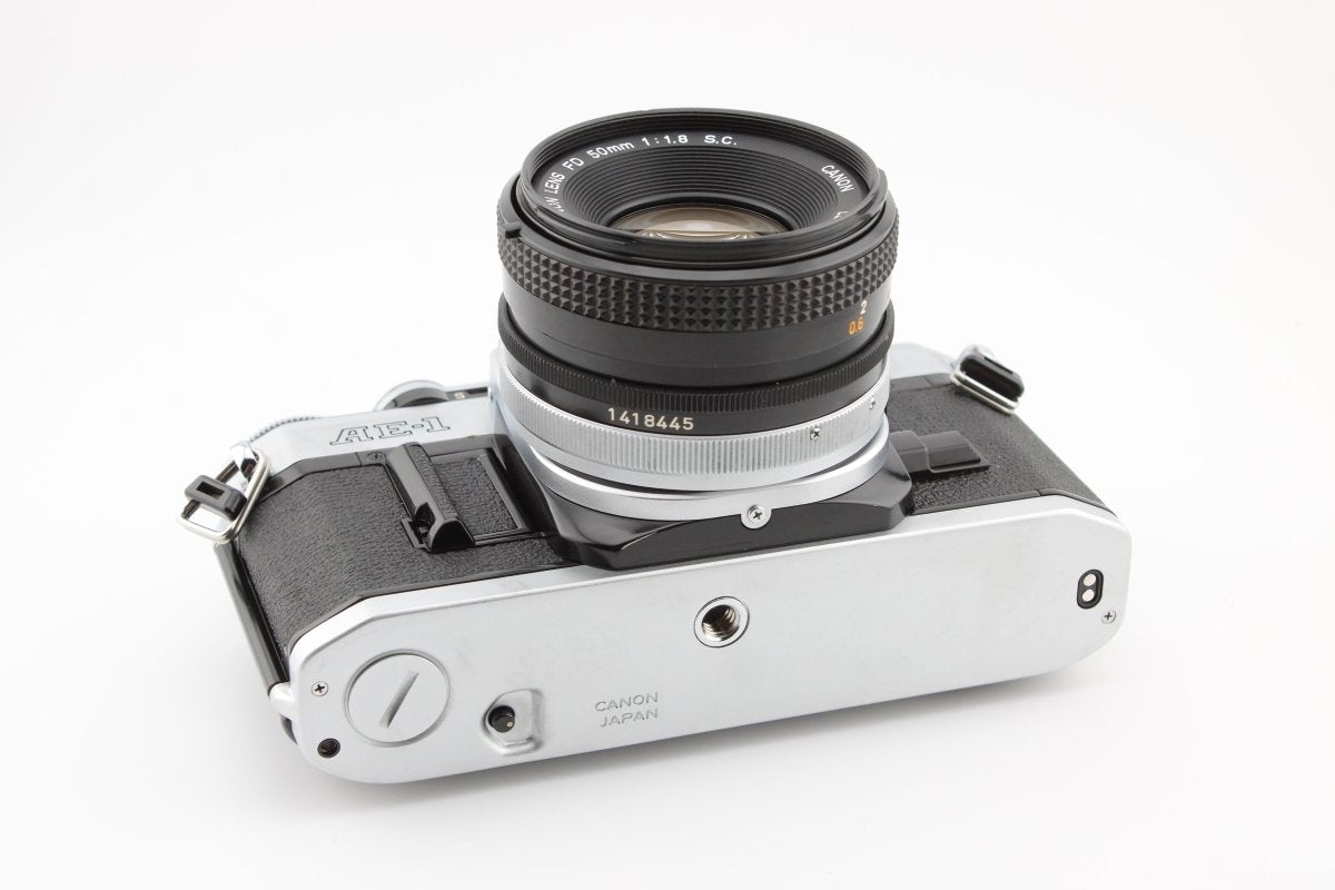 Canon AE - 1 + 50mm f1.8 (4203) - Canon