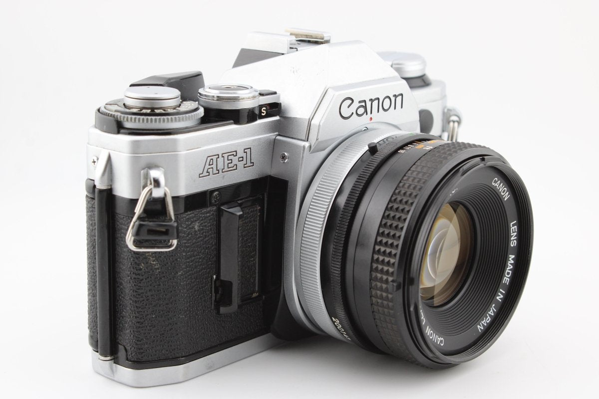Canon AE - 1 + 50mm f1.8 (4451) - Canon