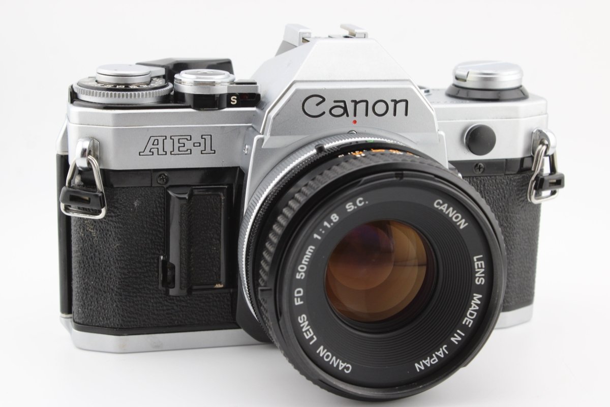 Canon AE - 1 + 50mm f1.8 (4451) - Canon