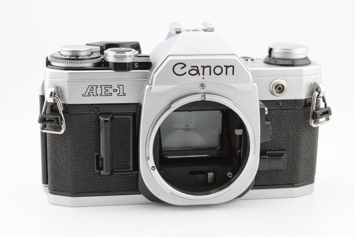 Canon AE - 1 Chrome Body (4117) - Canon