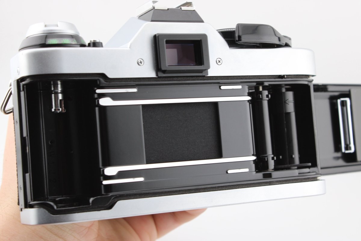 Canon AE - 1 Program + 50mm f1.8 (4362) - Canon