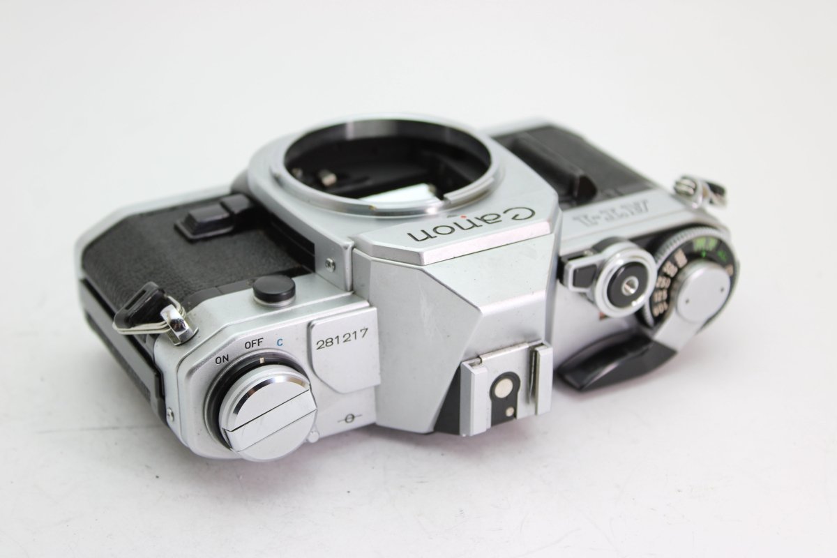 Canon AT - 1 Chrome Body (#3622) - Canon