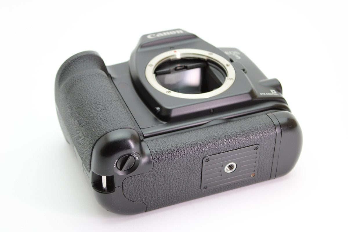 Canon EOS 3 Body (#3021) - Canon