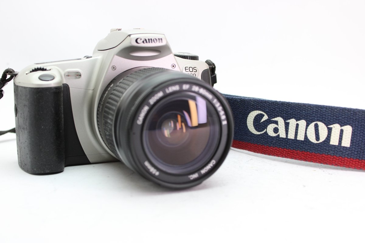 Canon EOS 300 + 28-80mm - Canon