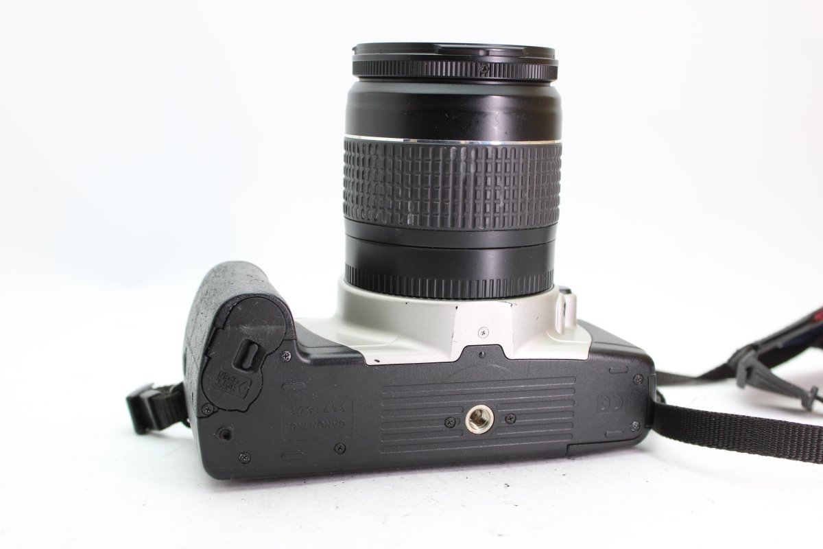 Canon EOS 300 + 28-80mm - Canon