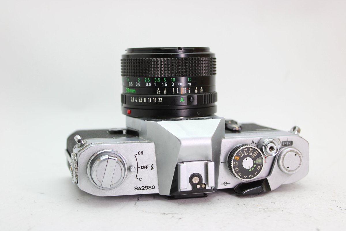 Canon FTb QL + 28mm f2.8 #1942 - Canon