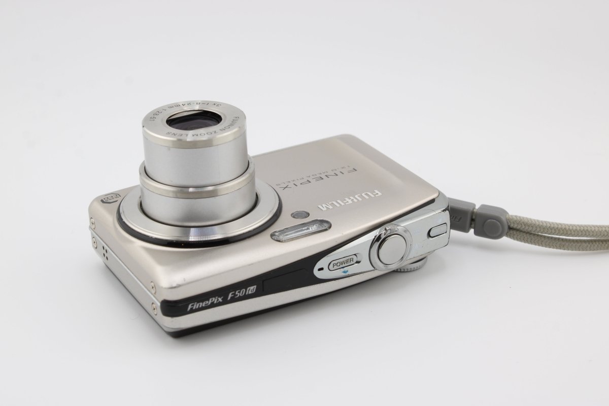 Fujifilm Finepix F50 fd (#3643) - Fujifilm
