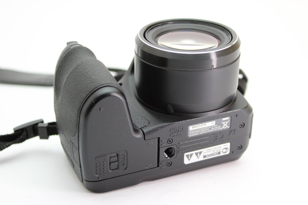Fujifilm Finepix S2000 HD (#2395) - Fujifilm