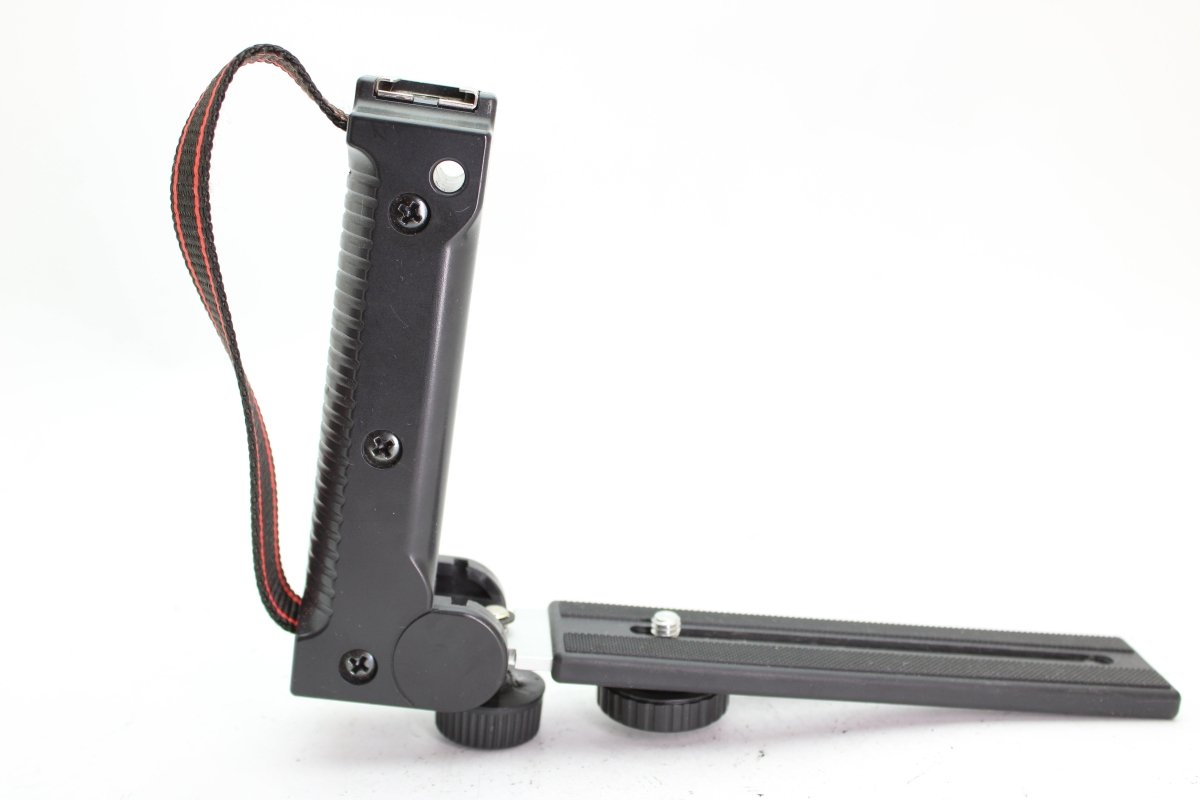 Hama Hand Grip with Hot Shoe Mount (#2239) - Hama