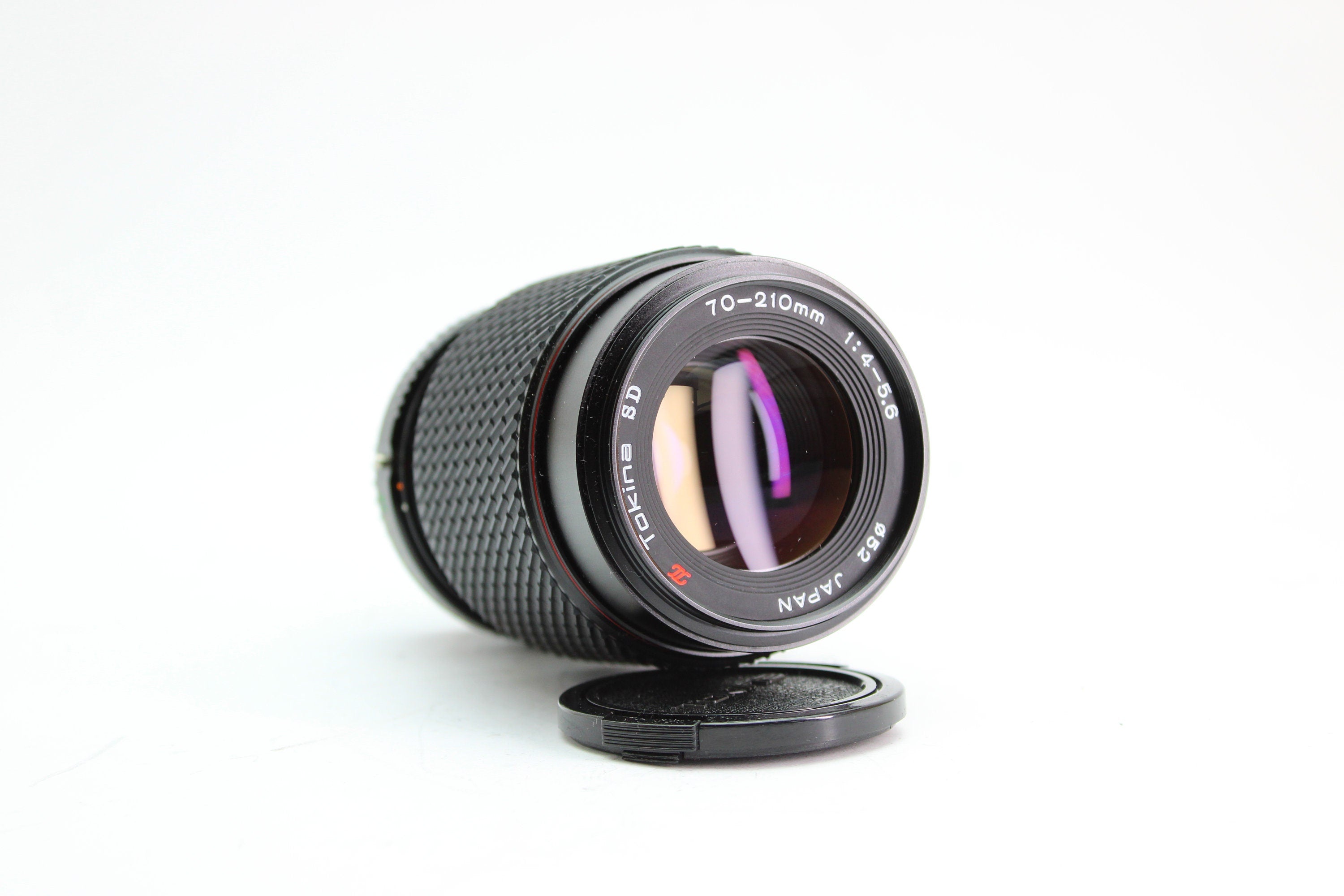 Tokina 70-210mm f/4-5.6 - Tokina