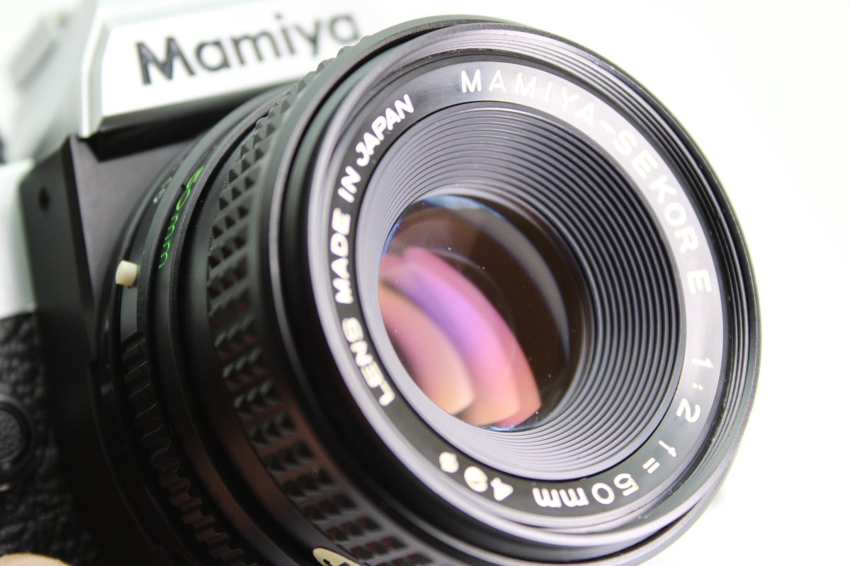 Mamiya ZE + 50mm f2 (#3201) - Mamiya
