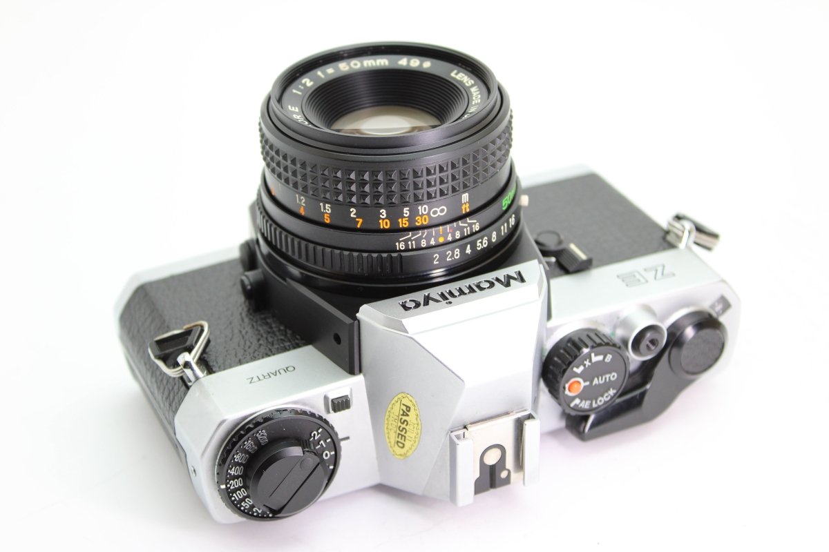 Mamiya ZE + 50mm f2 (#3201) - Mamiya