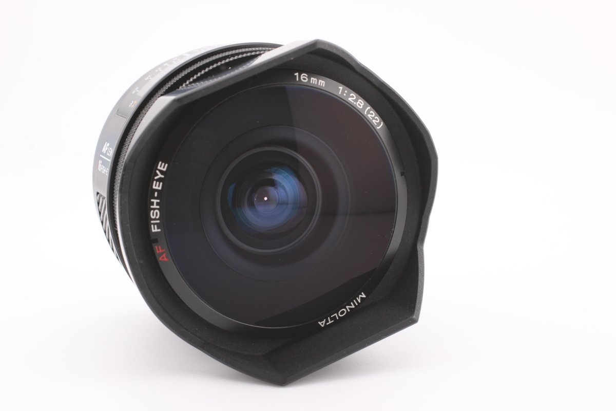 Minolta AF Fish - Eye 16mm f2.8 (4876) - Minolta