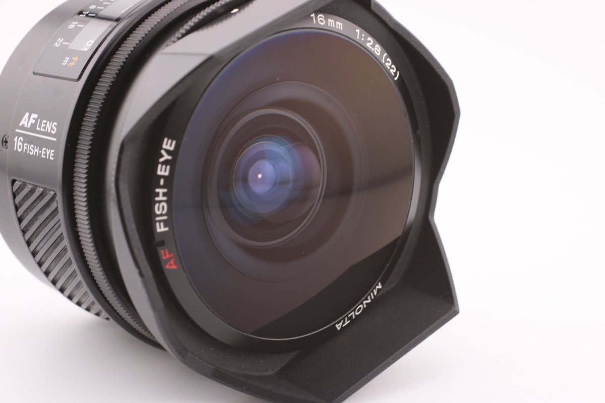 Minolta AF Fish - Eye 16mm f2.8 (4876) - Minolta