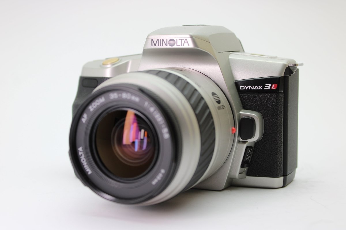 Minolta Dynax 3 L + 28-80mm Minolta AF f4-5.6 Lens (#2330) - Minolta