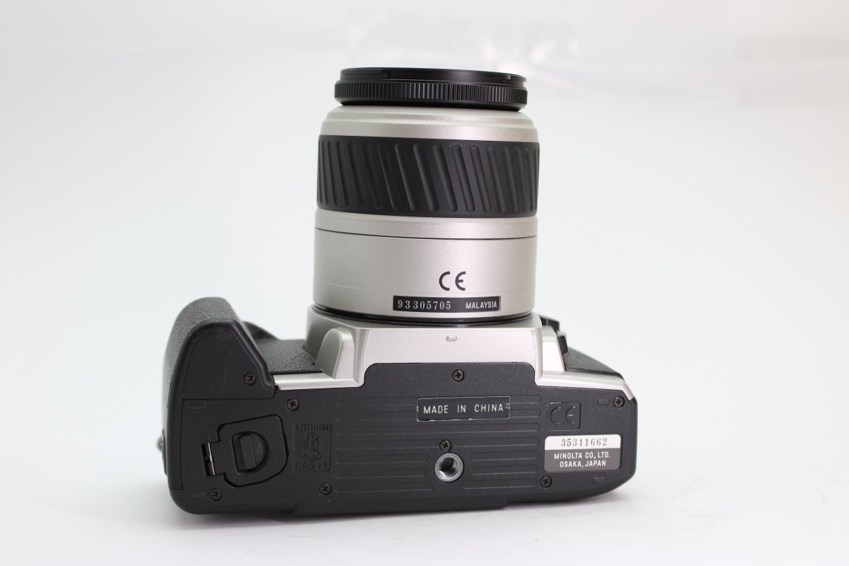 Minolta Dynax 3 L + 28-80mm Minolta AF f4-5.6 Lens (#2330) - Minolta