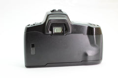 Minolta Dynax 300si + 28-80mm Minolta AF f3.5-5.6 Lens (#2332) - Minolta