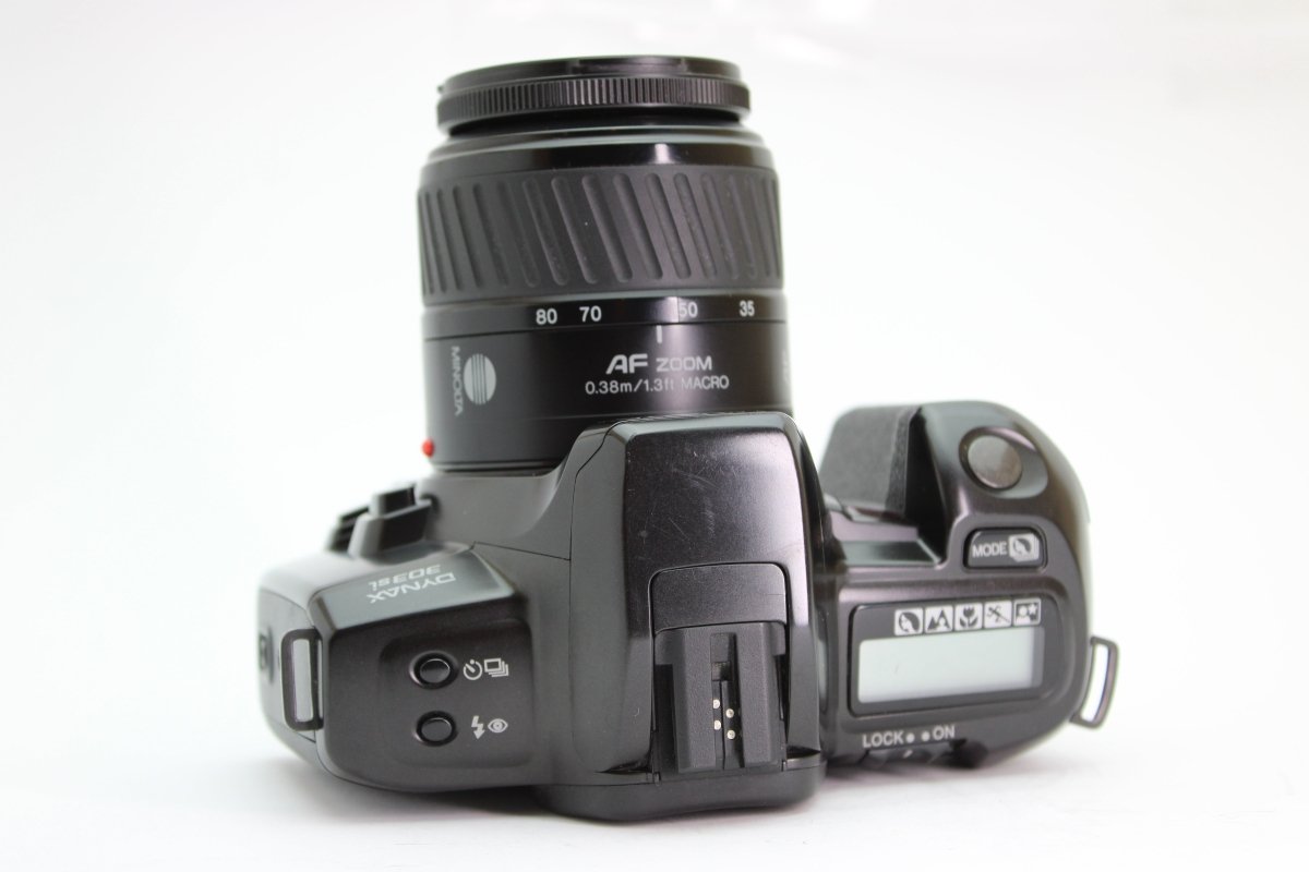 Minolta Dynax 303si + 35-80mm Minolta AF f4-5.6 Lens (#2326) - Minolta