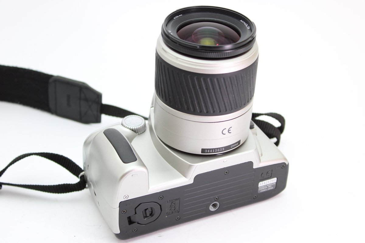 Minolta Dynax 40 + 28 - 100mm f3.5 - 5.6 (#3070) - Minolta