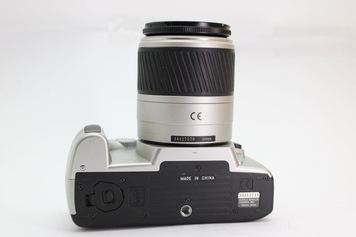 Minolta Dynax 40 + 28-100mm Minolta AF f3.5-5.6 D Lens (#2324) - Minolta