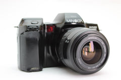 Minolta Dynax 7000i + 35-70mm Minolta AF f3.5-4.5 Lens (#2323) - Minolta