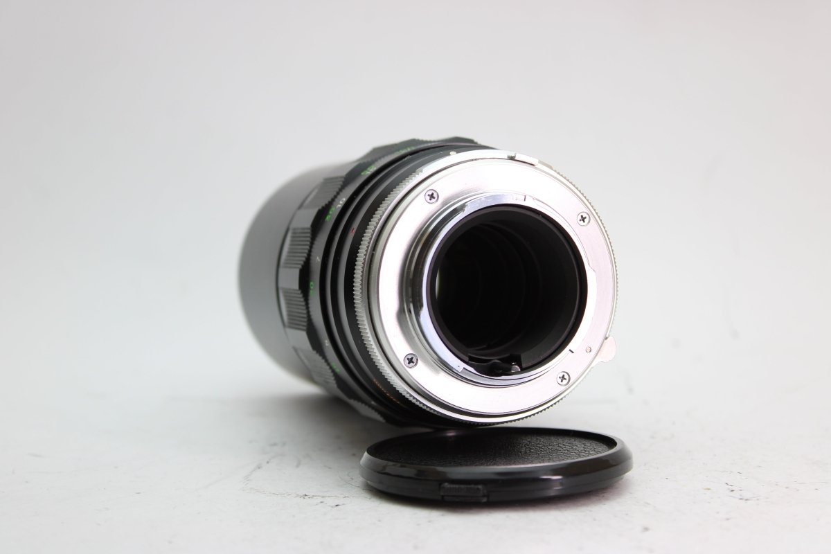 Minolta MC Tele Rokkor-QF 200mm f3.5 (#2035) - Minolta