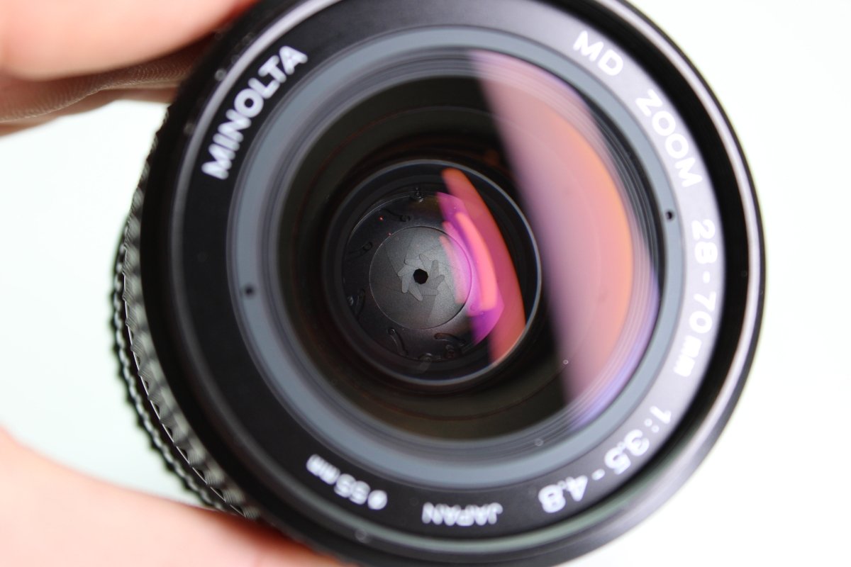 Minolta MD 28 - 70mm f3.5 - 4.5 (#3464) - Minolta