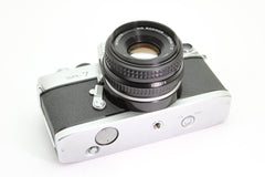 Minolta SR - 7 + 45mm f2 (#3359) - Minolta