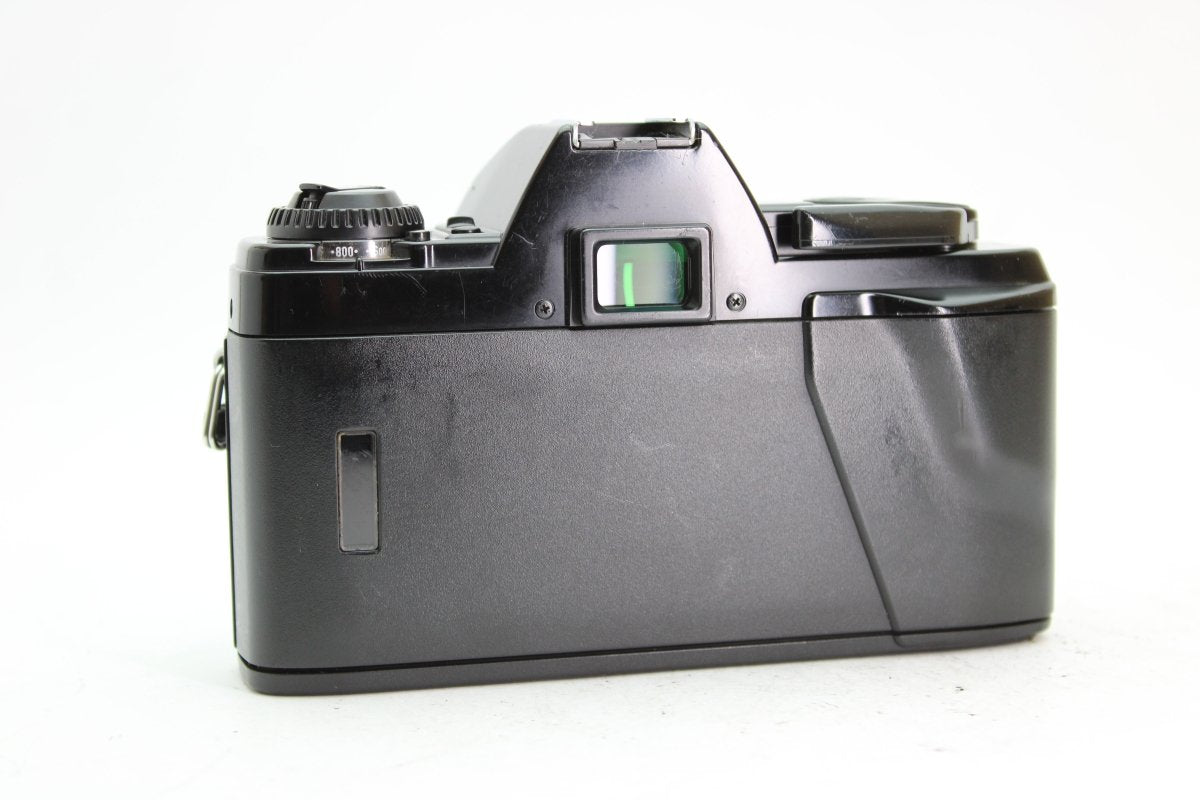 Minolta X-300s + 50mm f1.7 - Minolta